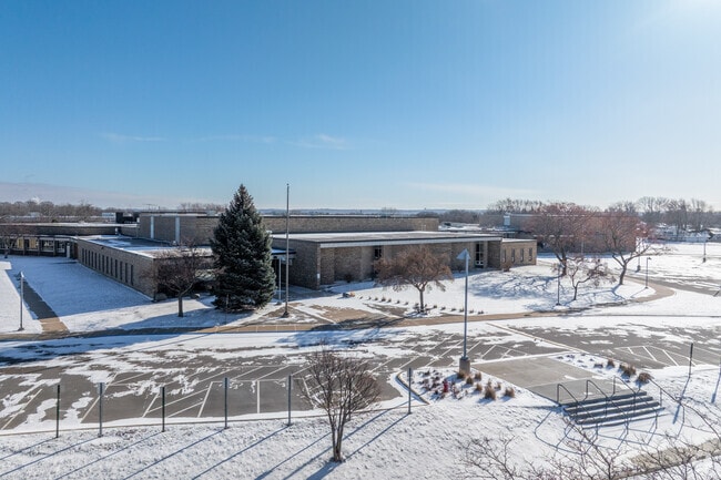 Notably, 44% of Olson Middle students excel in math, and 63% in reading.