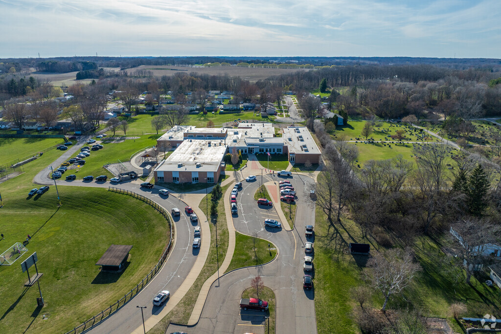 Coloma Elementary School offers students a dynamic learning environment.