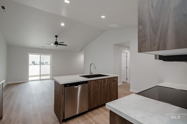 1684 W Unforgettable St, Meridian, ID 83642 - photo 2