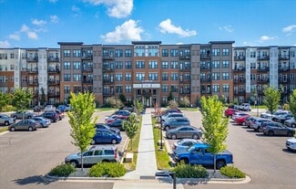 2730 Herschel St N, Roseville, MN 55113