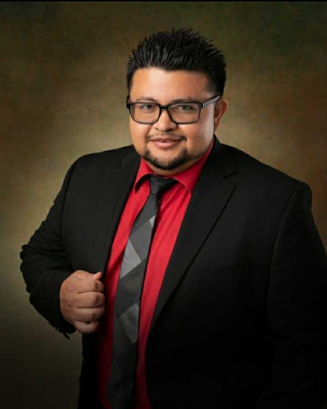 Agent Photo
