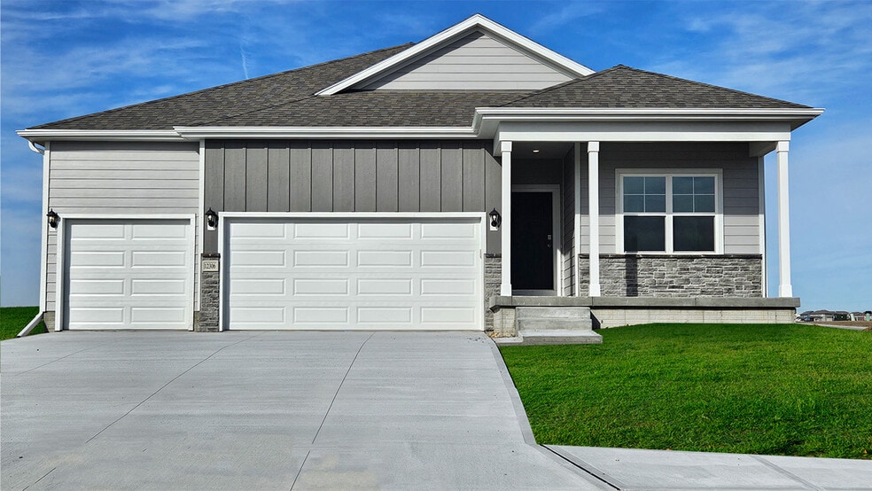 8360 S 176th Ave, Omaha, NE 68136 - photo 1