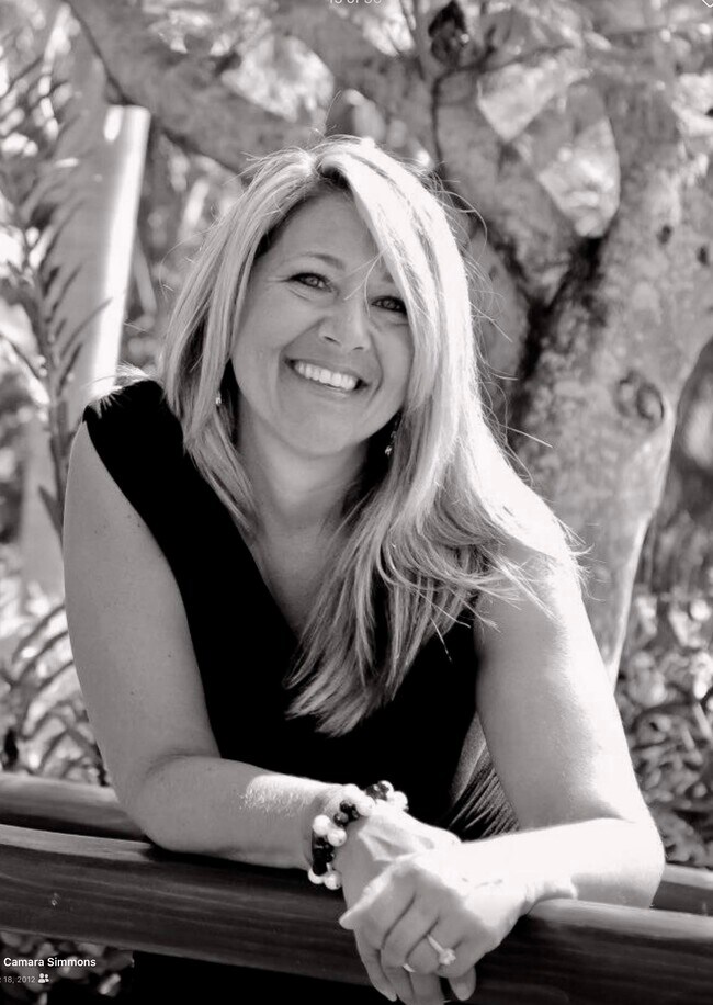 Sandra Simmons
