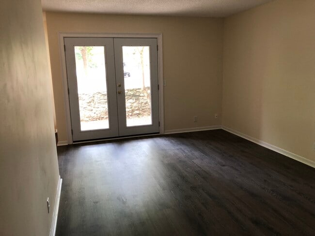 515 Basswood Ave unit L112, Nashville, TN 37209 - photo 5