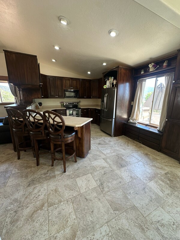 462 E Pine View Dr, Central, UT 84722