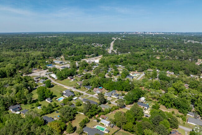 Downtown Columbia is easily accessible from Springdale via Platt Springs Road or Edmund Highway.