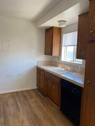 1304 Amethyst St Unit D, Redondo Beach, CA 90277