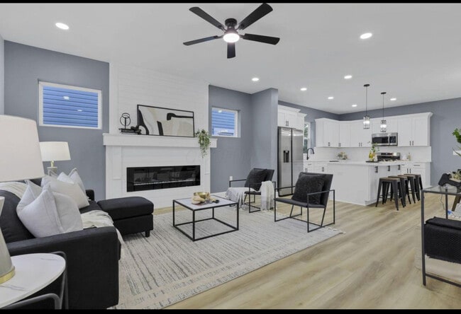 613 Siebert St, Columbus, OH 43206 - photo 2