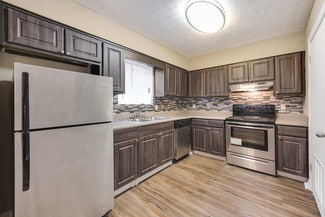 5470 Riverdale Rd, College Park, GA 30349