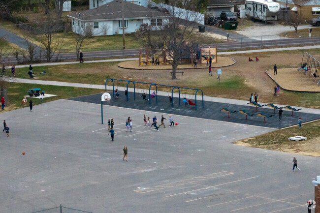 Students at High Ridge Elementary have a 37% math proficiency according to Niche.