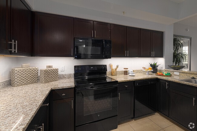 Sierra Grande, Naples, FL 34113 - photo 2