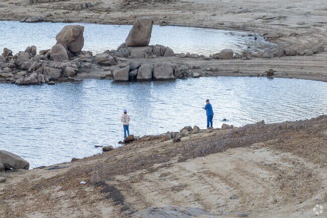 Find yourself fishing or hanging out by the water in Lake Isabella, CA.
