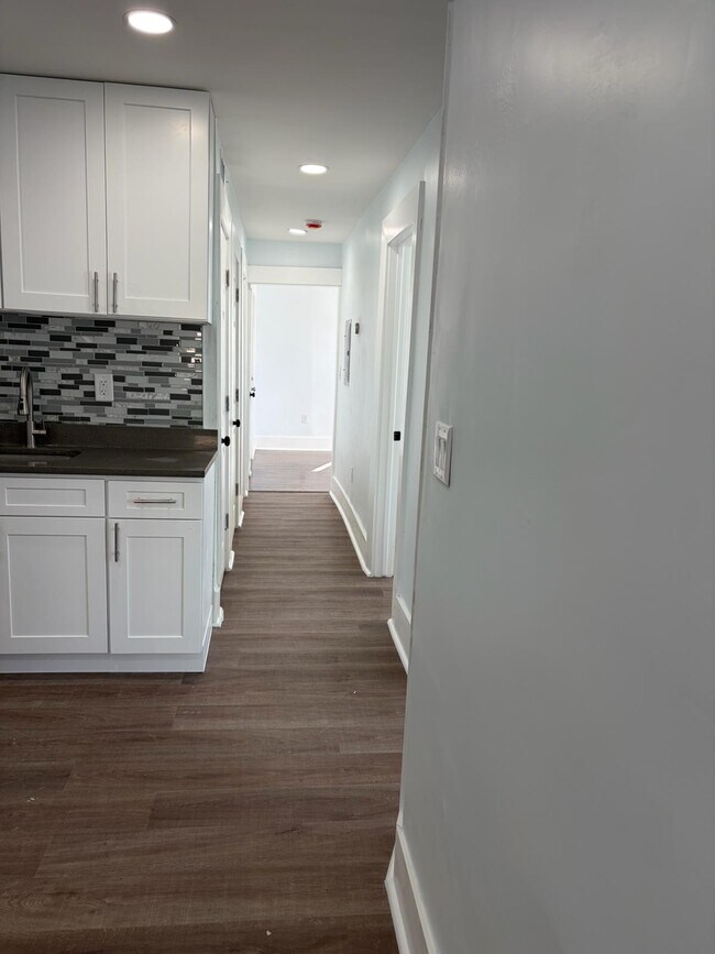 329 Elizabeth Ave unit 2, Newark, NJ 07112 - photo 2
