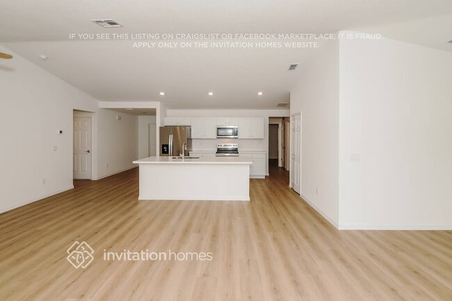 16 Prince Eric Ln, Palm Coast, FL 32164 - photo 3