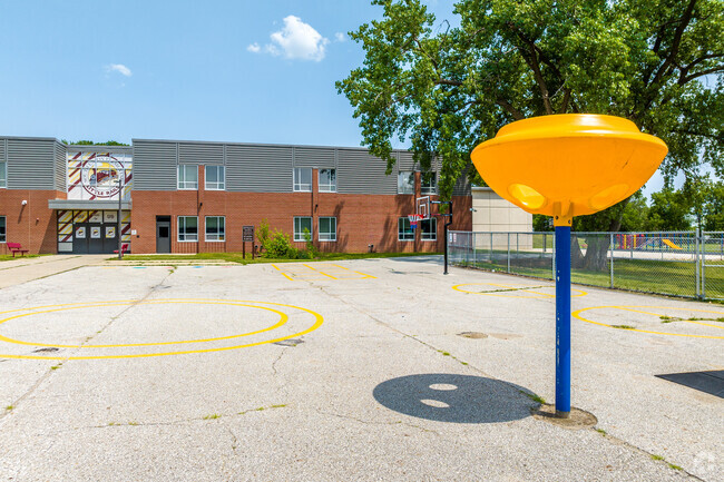 South Union Elementary School encourages various activities during recess at Magnolia Park.