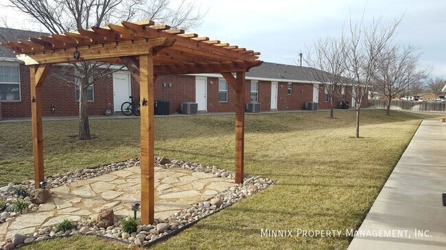 2805 Mable Dr unit 4, Canyon, TX 79015 - photo 2