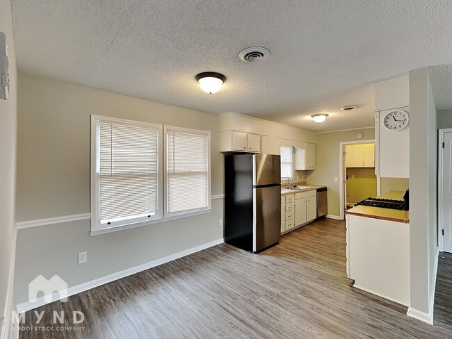 2814 Bay Leaf Dr SE, Conyers, GA 30094 - photo 3