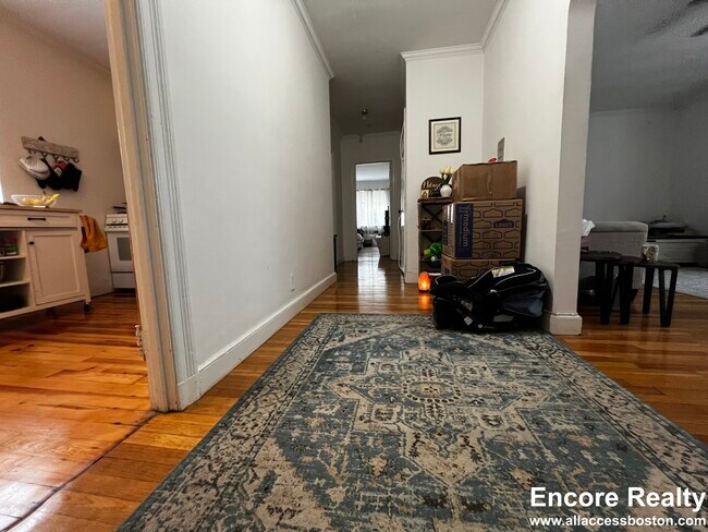 22 Fairbanks St unit 6, Boston, MA 02135 - photo 3