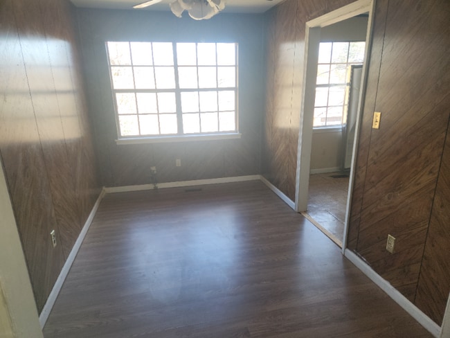 1141 15th Way SW, Birmingham, AL 35211 - photo 3