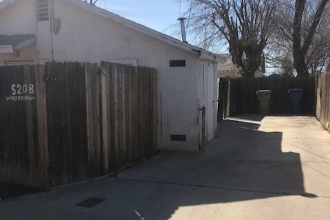 520 Woodrow Ave unit A, Bakersfield, CA 93308 - photo 1