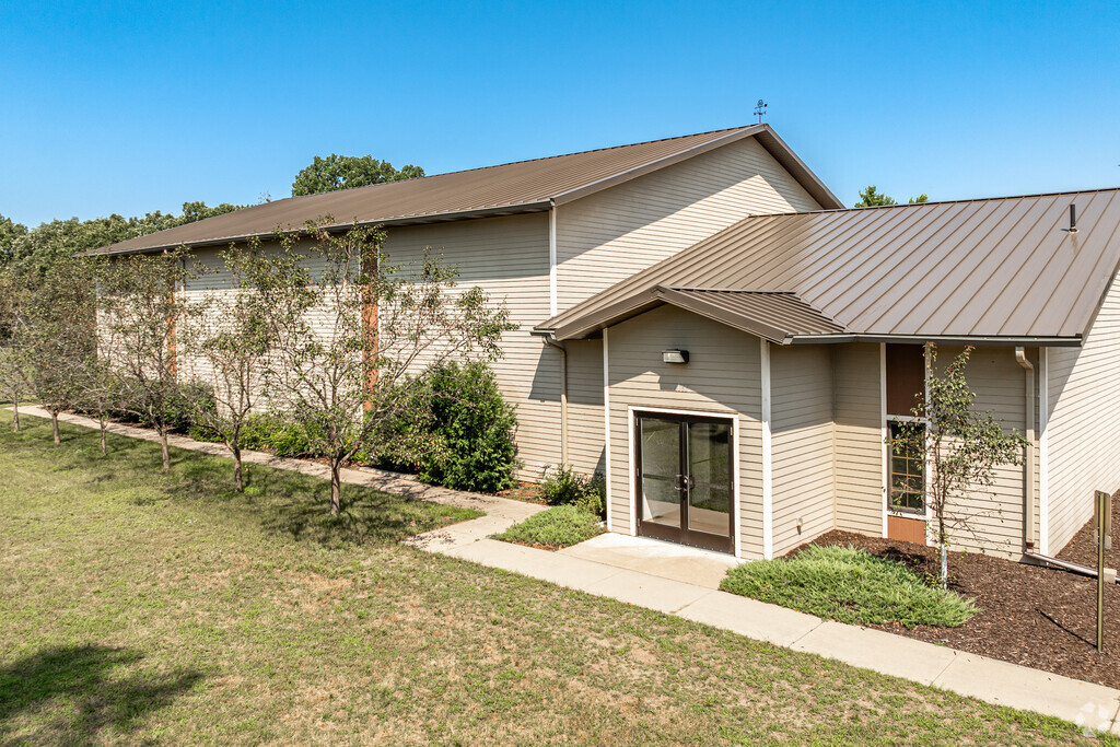 Coon Rapids Christian School is located in Coon Rapids, MN.