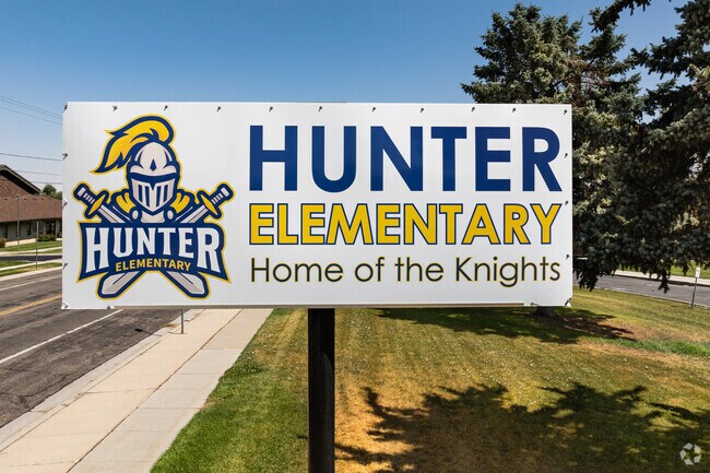 Hunter Elementary School is home of the Knights.