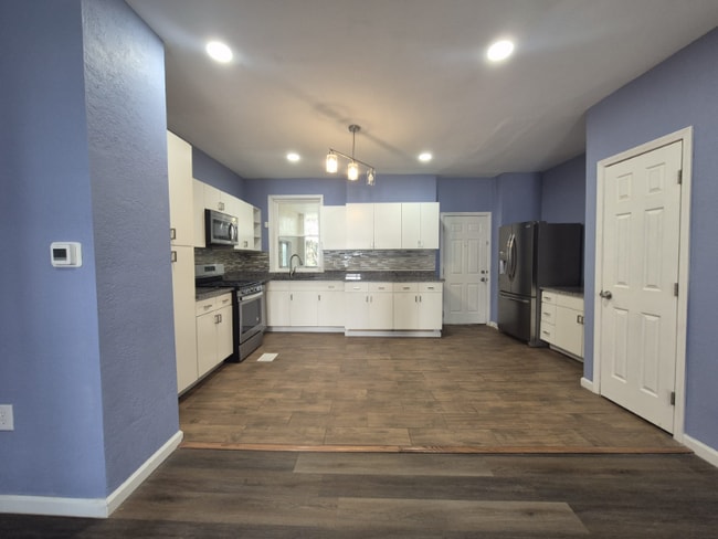 1914 Monroe St, Pittsburgh, PA 15218 - photo 2