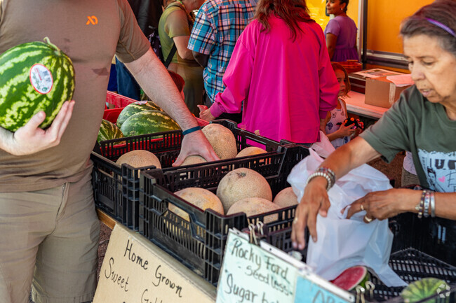 Residents can pick up fresh produce from the local farmers markets in and near Northside.