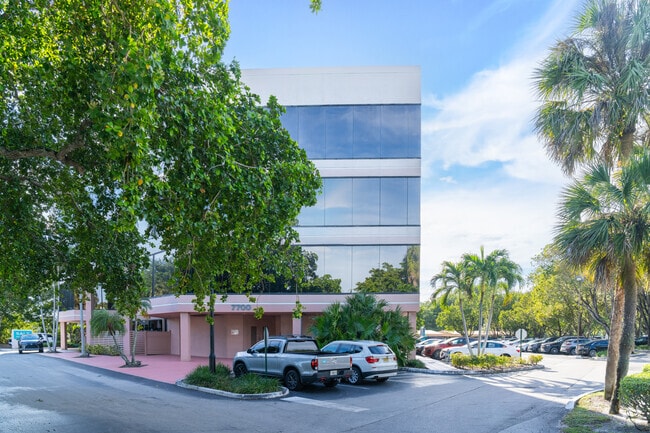 Salt Academy is located in West Boca Raton.