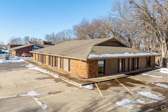 Kids are challenged to excel at Oklahoma connections academy .