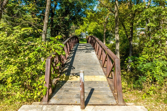 The trails of Brookside Park connect it throughout the neighborhood.