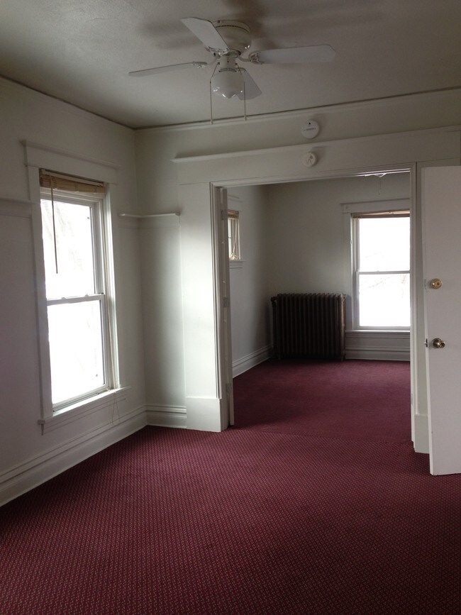 526 E 7th St unit 2, Duluth, MN 55805 - photo 7