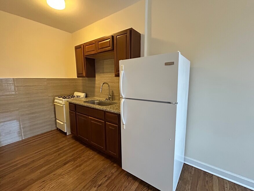 2714 N Milwaukee Ave unit 314, Chicago, IL 60647 - photo 1