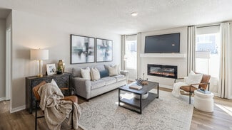 2824 Plum Dr, Norwalk, IA 50211