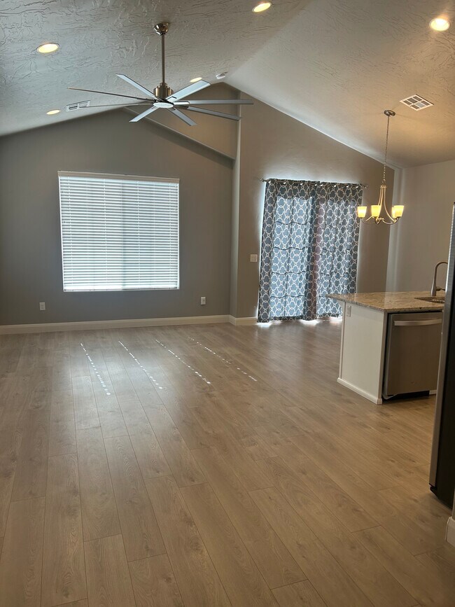 3676 S Montreal Ln, Saint George, UT 84790 - photo 3