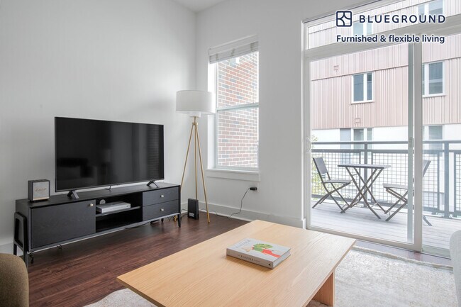 80 Fawcett St unit FL2-ID936, Cambridge, MA 02138 - photo 2