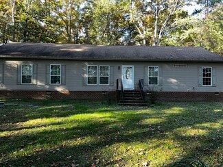 2290 Ashland Rd, Rockville, VA 23146