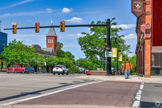 Downtown Saline is a popular shopping and restaurant district near South Side.