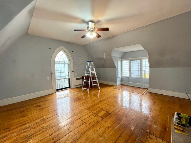 139 Hillside St unit A, Roxbury Crossing, MA 02120 - photo 3