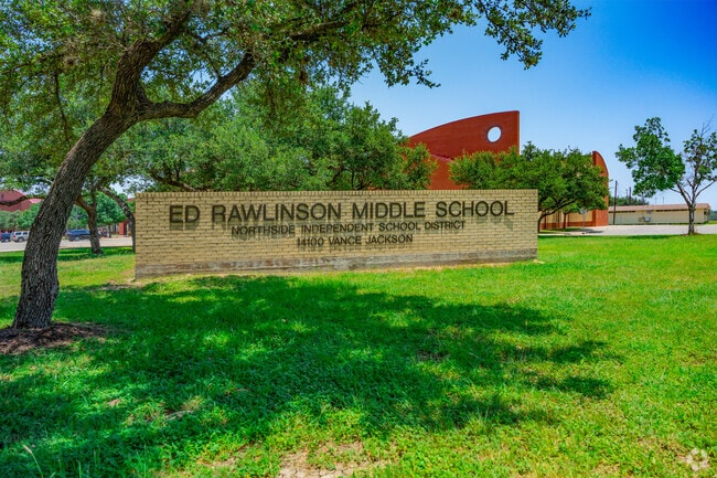 Discover the joy of learning in the inspiring environment of Rawlinson Middle School
