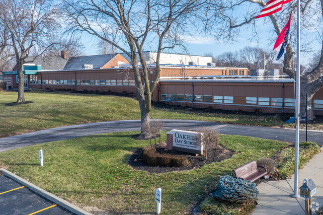 Oakhill Day School is a private school in Gladstone, Missouri.
