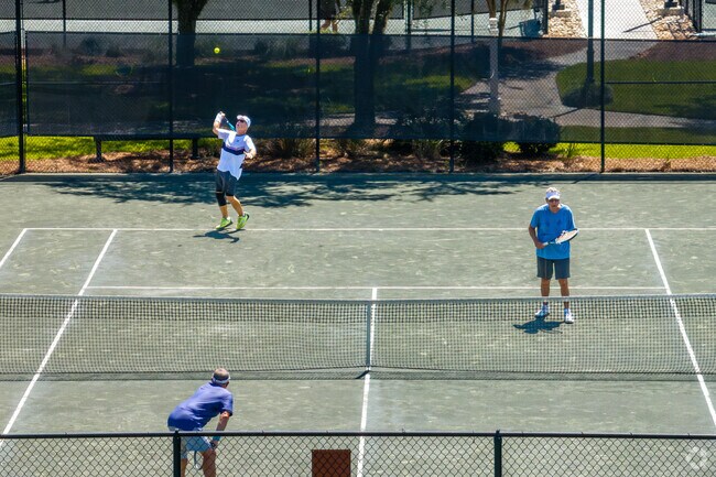 Tennis is popular in the Sun City Hilton Head neighborhood.