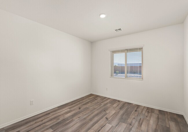 253 Wyatt Ave SW unit 37023272, Los Lunas, NM 87031 - photo 7