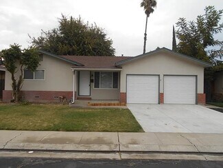 5777 Mohican Dr, Manteca, CA 95336