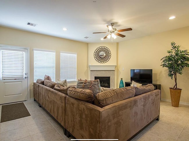 7923 Ashford Trace Dr, Houston, TX 77072 - photo 3