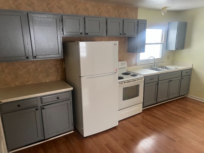 12642 Sharon Lynn Dr unit 1-12640, Salem, OH 44460 - photo 5