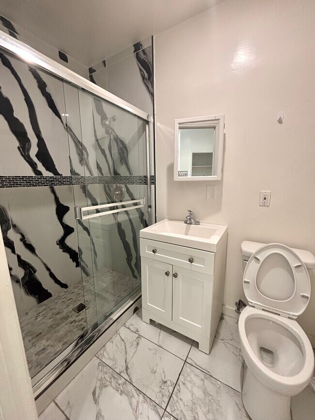 2905 Van Buren Place, Los Angeles, CA 90007 - photo 6