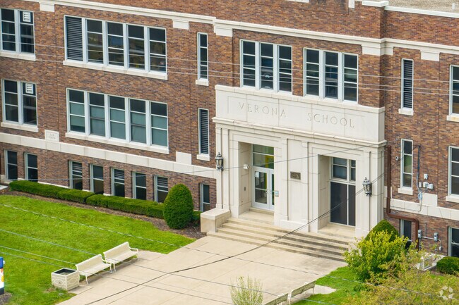 Verona Elementary School