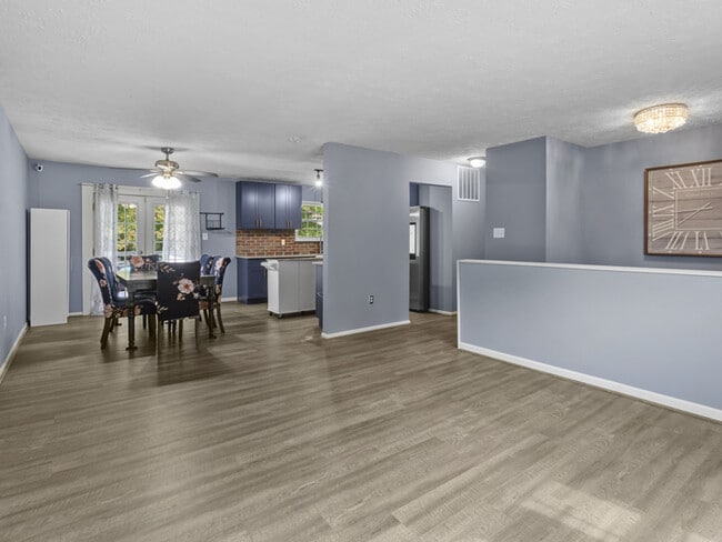 2007 Robert Bowie Dr, Upper Marlboro, MD 20774 - photo 3