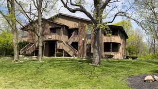 106 Hartford Ct Unit 106 Hartford Court, Lima, OH 45805